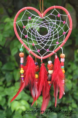 Dreamcatcher hình tim đỏ hạt thổ cẩm