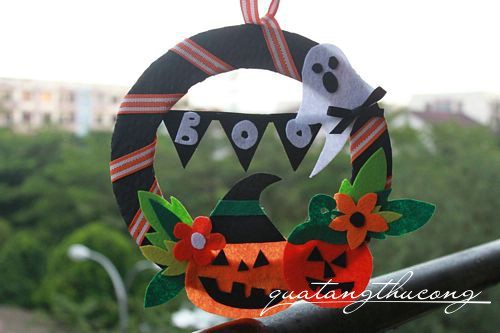 Vòng treo cửa Halloween