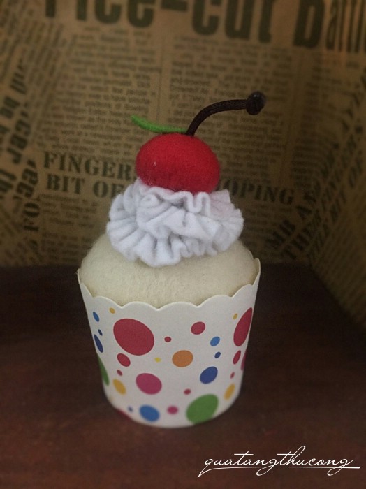 Bánh cupcake vải nỉ mẫu 6