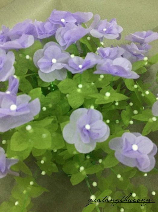 Hoa giấy lụa màu tím
