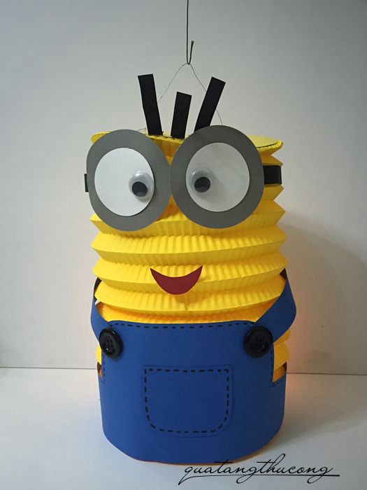 Lồng đèn Minion truyền thống