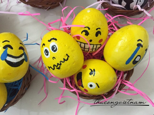 Rổ trứng phục sinh 4 quả emoji