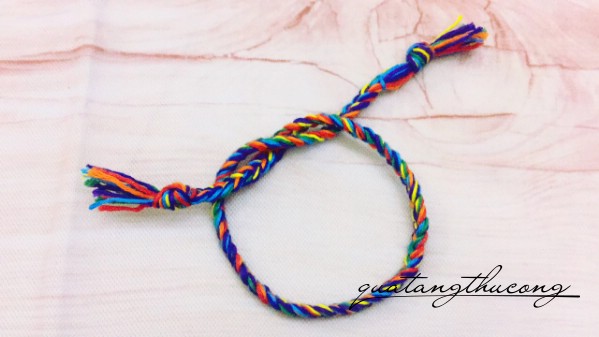 Vòng tay handmade mẫu 13