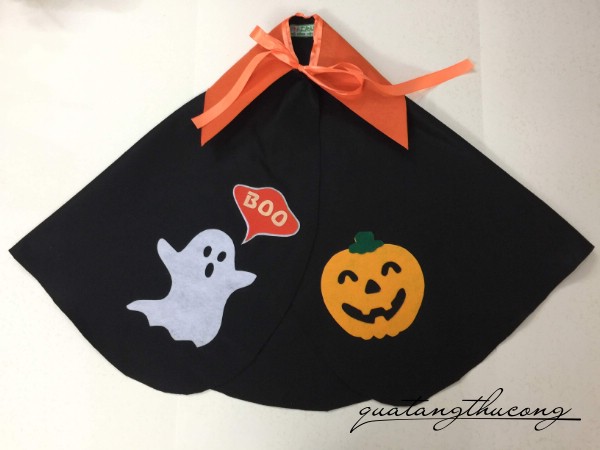 Áo choàng Halloween màu đen