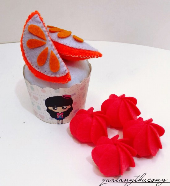 Cupcake vải nỉ mẫu 1