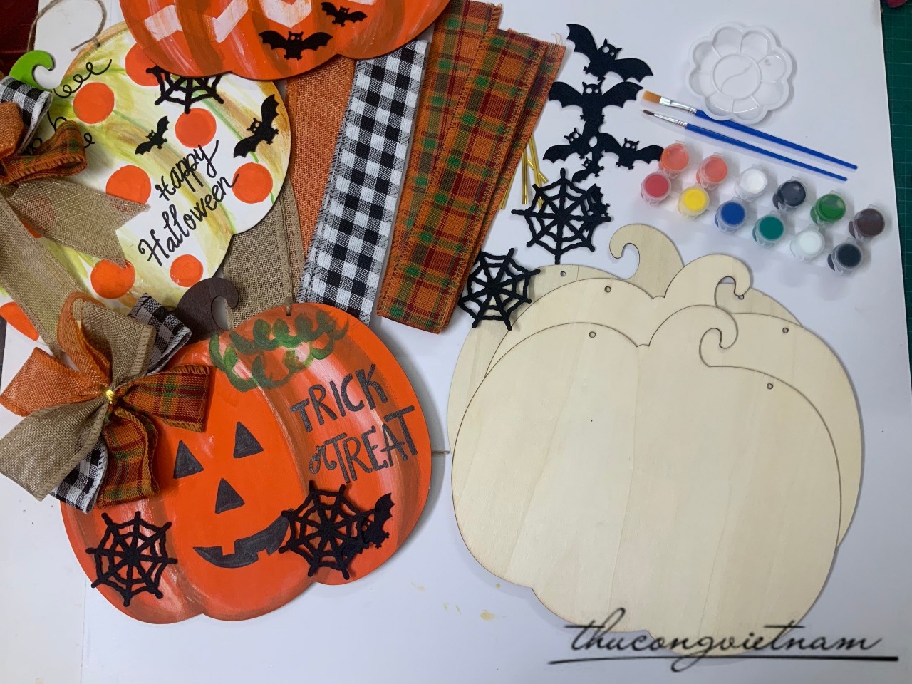 Combo 3 bộ kit vẽ bí ngô Halloween