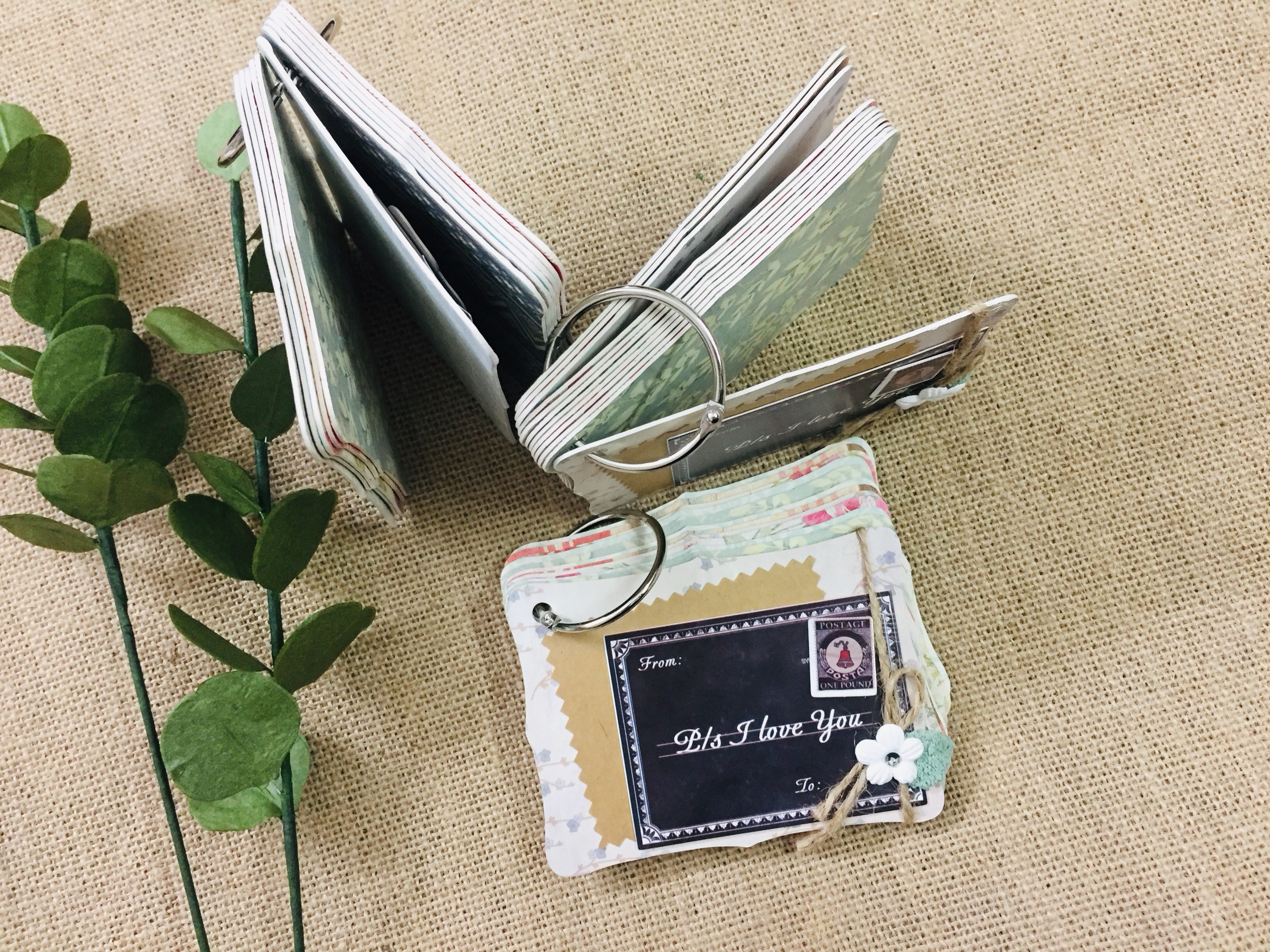 Mini Album mẫu 2