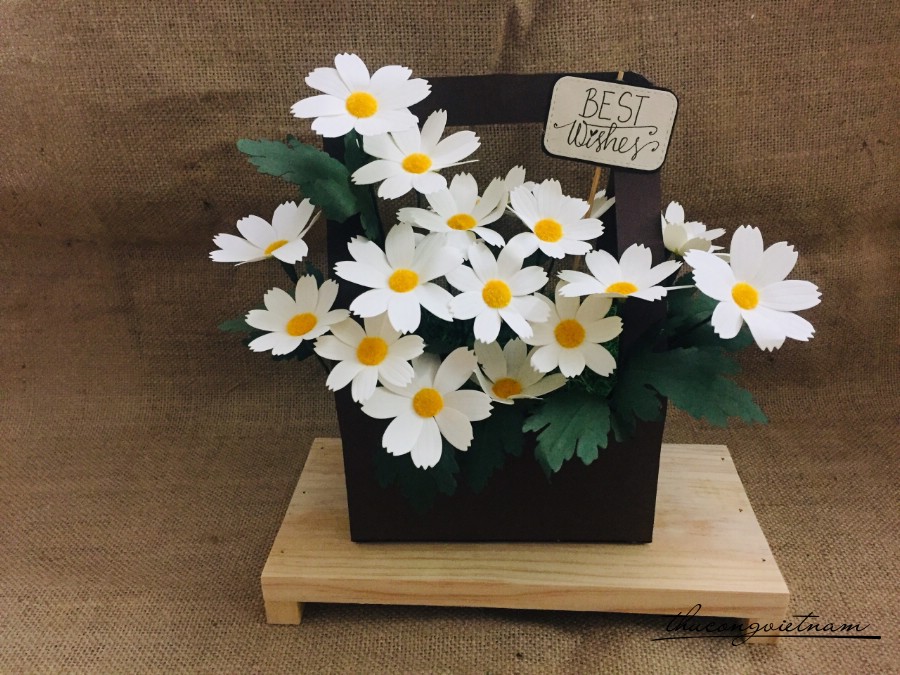 Giỏ hoa sao nhái mỹ thuật trắng (14*22cm)
