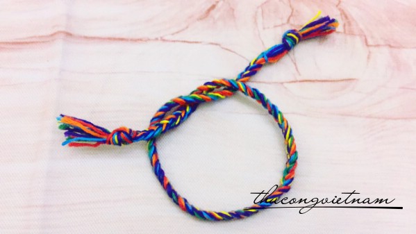 Vòng tay handmade mẫu 13