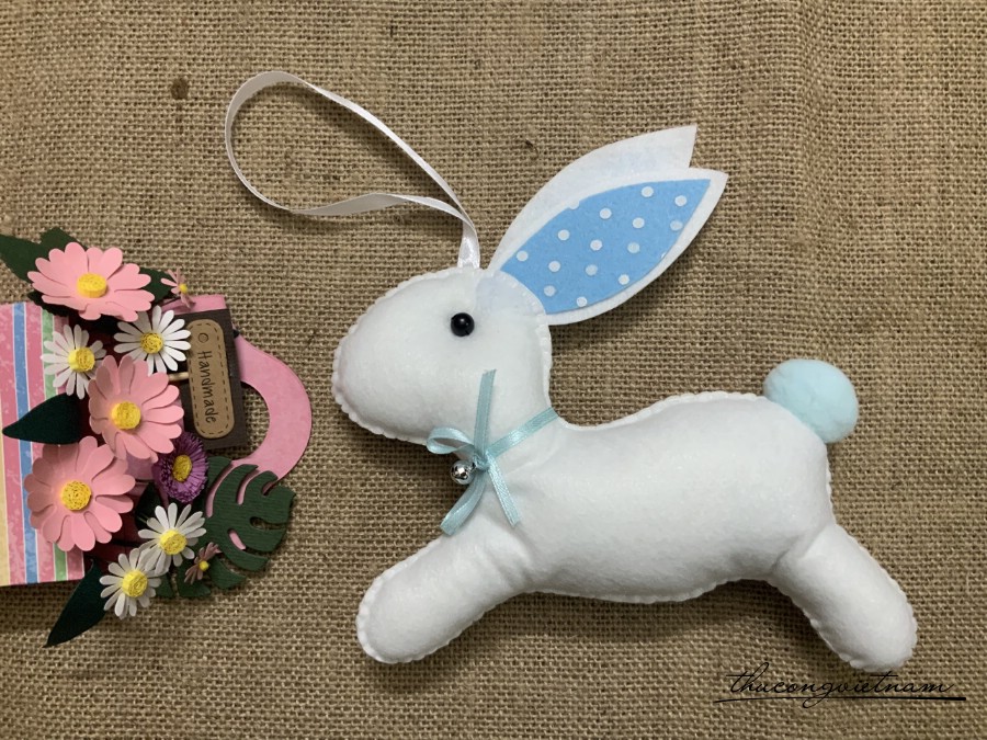 Thỏ bông màu xanh 15cm