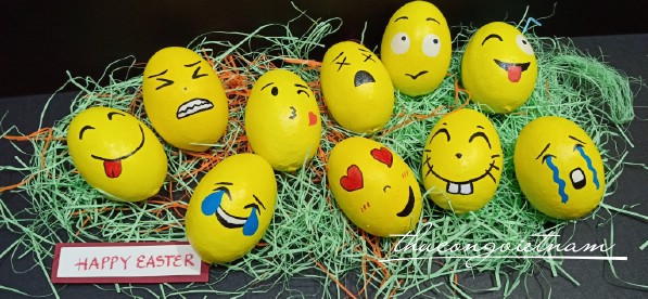 Rổ trứng Phục Sinh emoji 5 quả