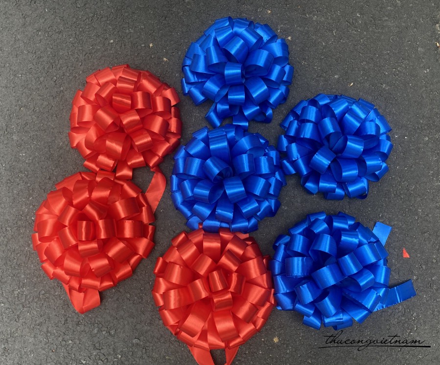 Làm 45 nơ tú cầu xanh đỏ cùng Vinacraft