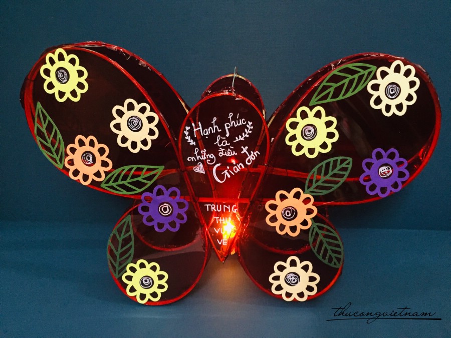 Lồng đèn giấy kiếng bướm hoa 25cm