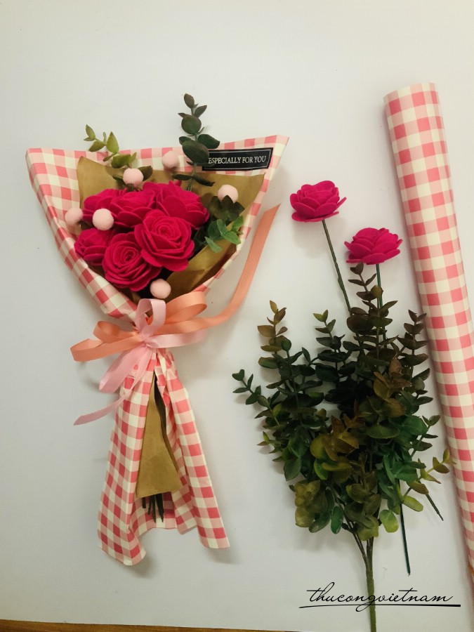 Bó Hoa Vải Nỉ- Mẫu 1