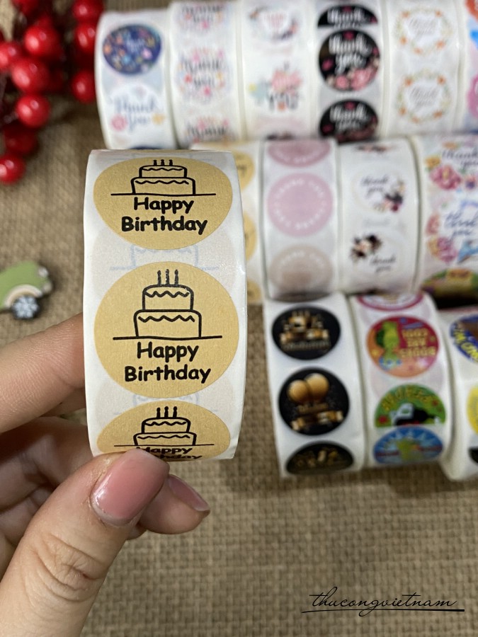 Sticker tròn Happy Birthday (500 tem)- Mẫu 2