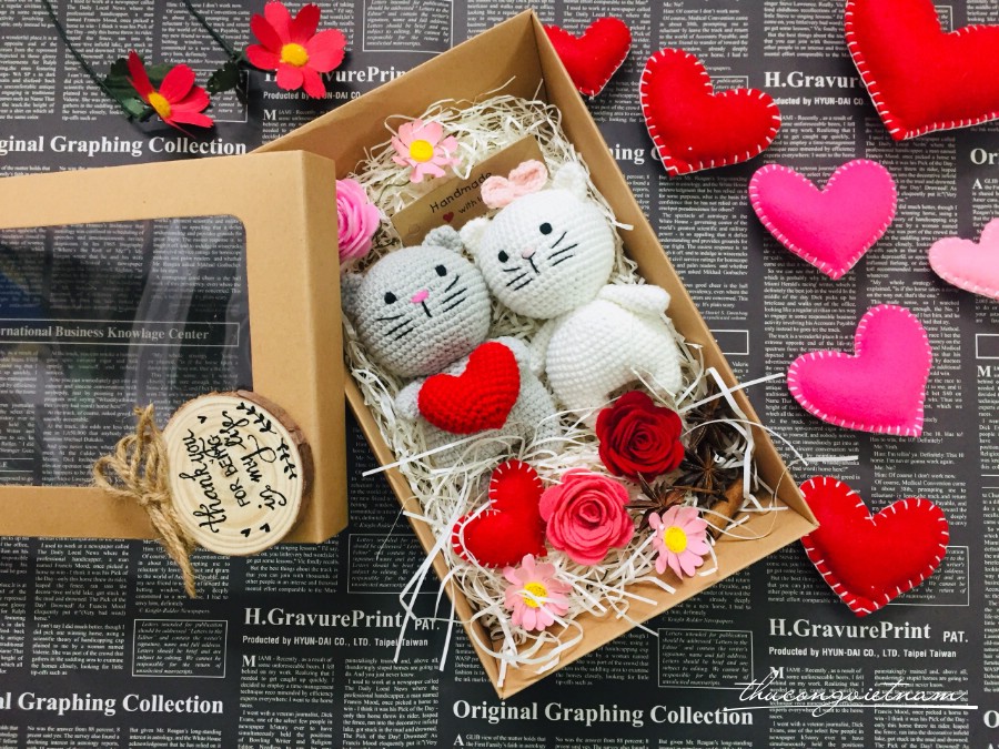 Hộp quà Amigurumi ngọt ngào-Mèo xám