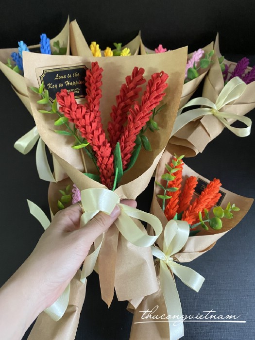 Bó hoa lavender 4 bông tông đỏ