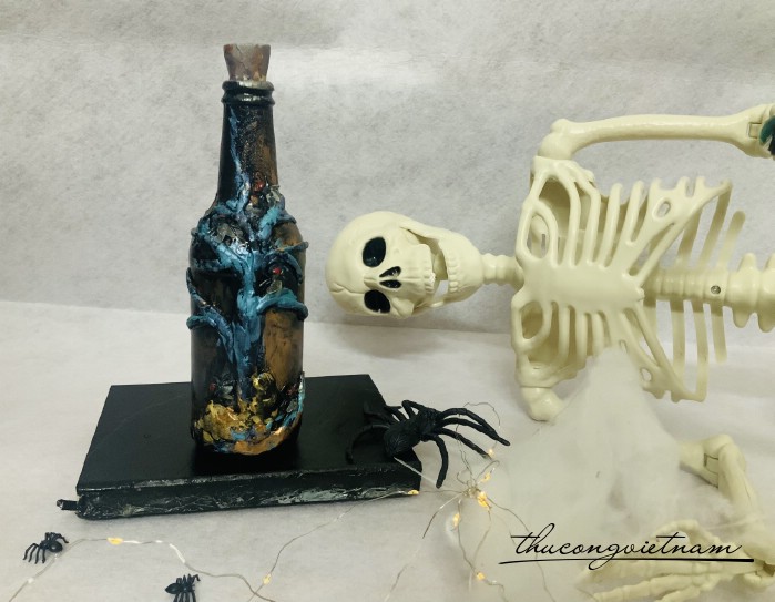 Lọ độc dược trang trí Halloween 23*7cm- Mẫu 1