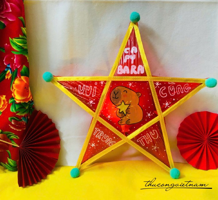 Lồng đèn ngôi sao giấy kiếng- mẫu Capybara vui cùng trung thu (40cm)
