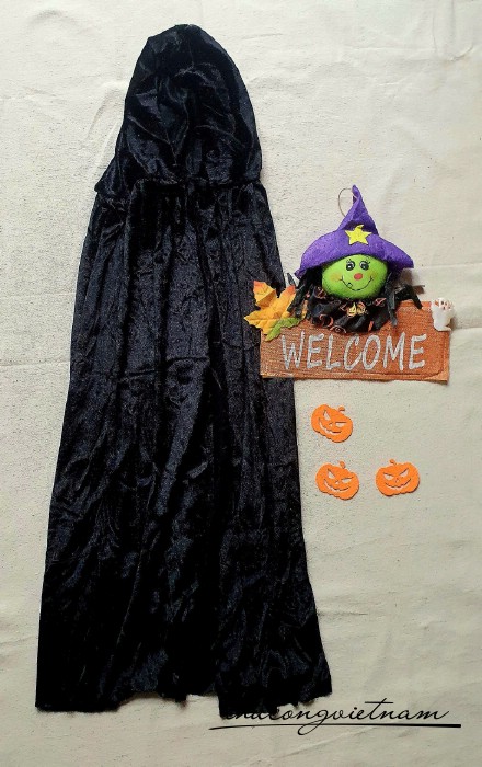 Áo choàng Halloween đen vải nhung trơn