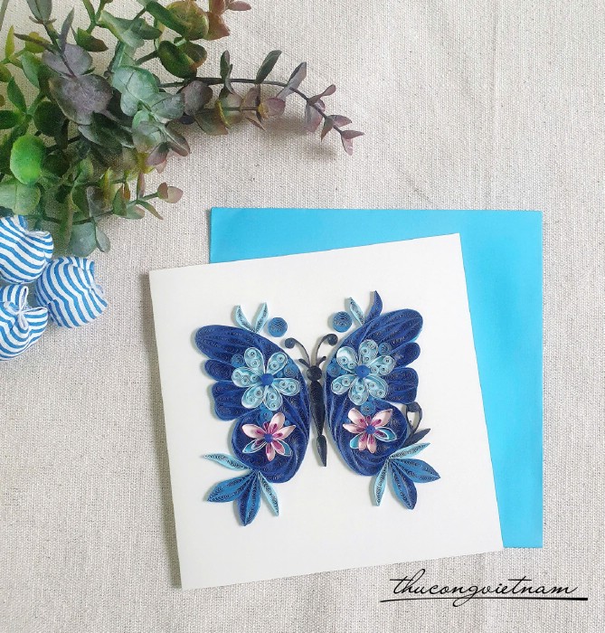 Thiệp quilling bướm xanh