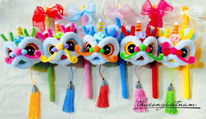 Đầu lân kẽm nhung kèm tay cầm ( nhiều màu)