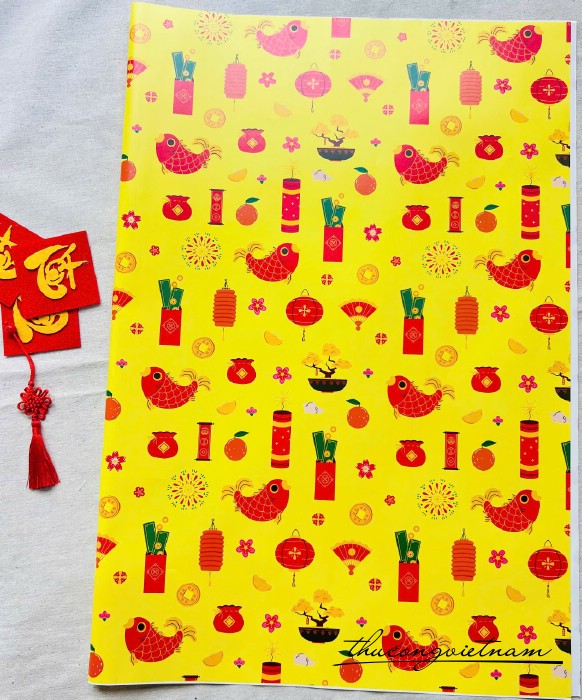 Giấy gói quà Tết 50*70cm- Sắc Vàng Tài Lộc